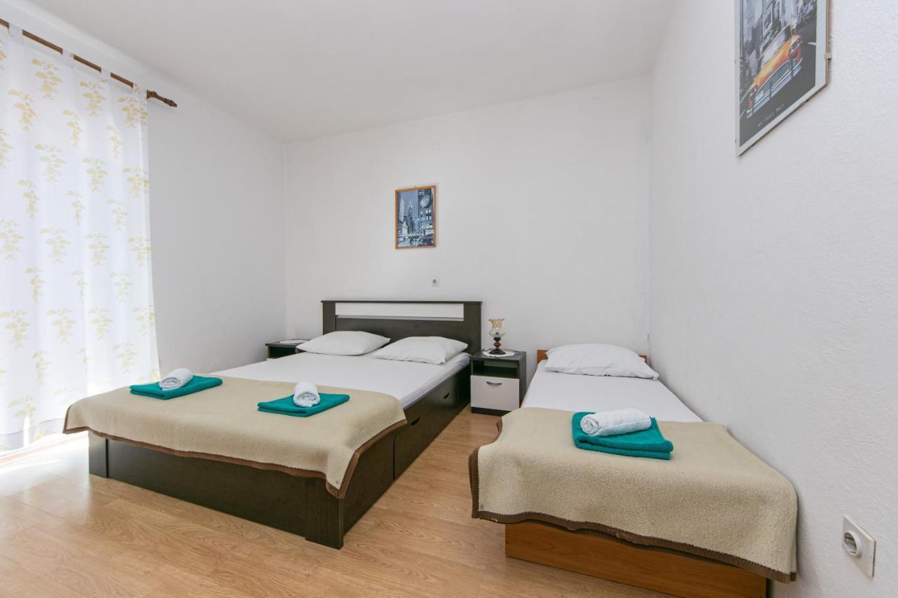 Apartments With A Parking Space Gradac, Makarska - 14708 Εξωτερικό φωτογραφία