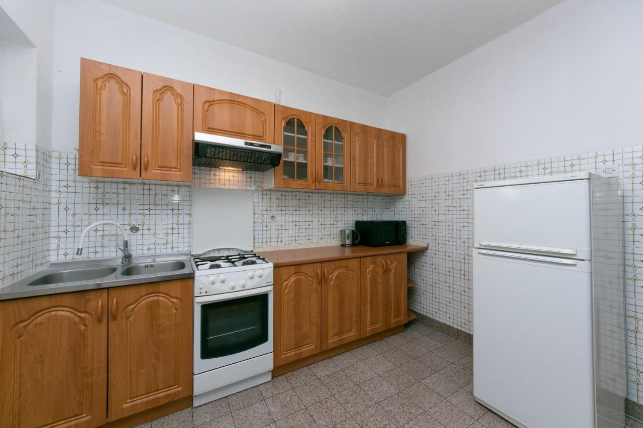 Apartments With A Parking Space Gradac, Makarska - 14708 Εξωτερικό φωτογραφία
