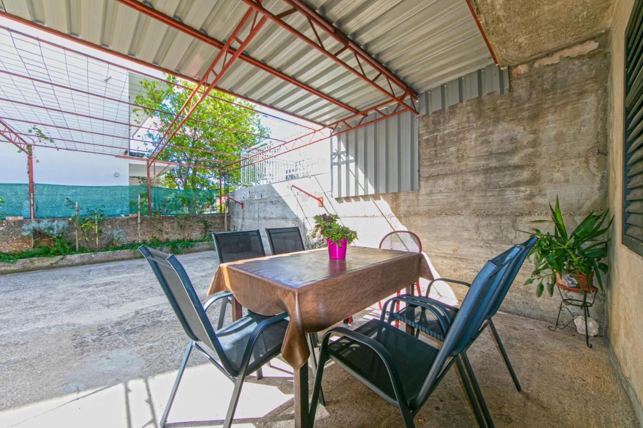 Apartments With A Parking Space Gradac, Makarska - 14708 Εξωτερικό φωτογραφία